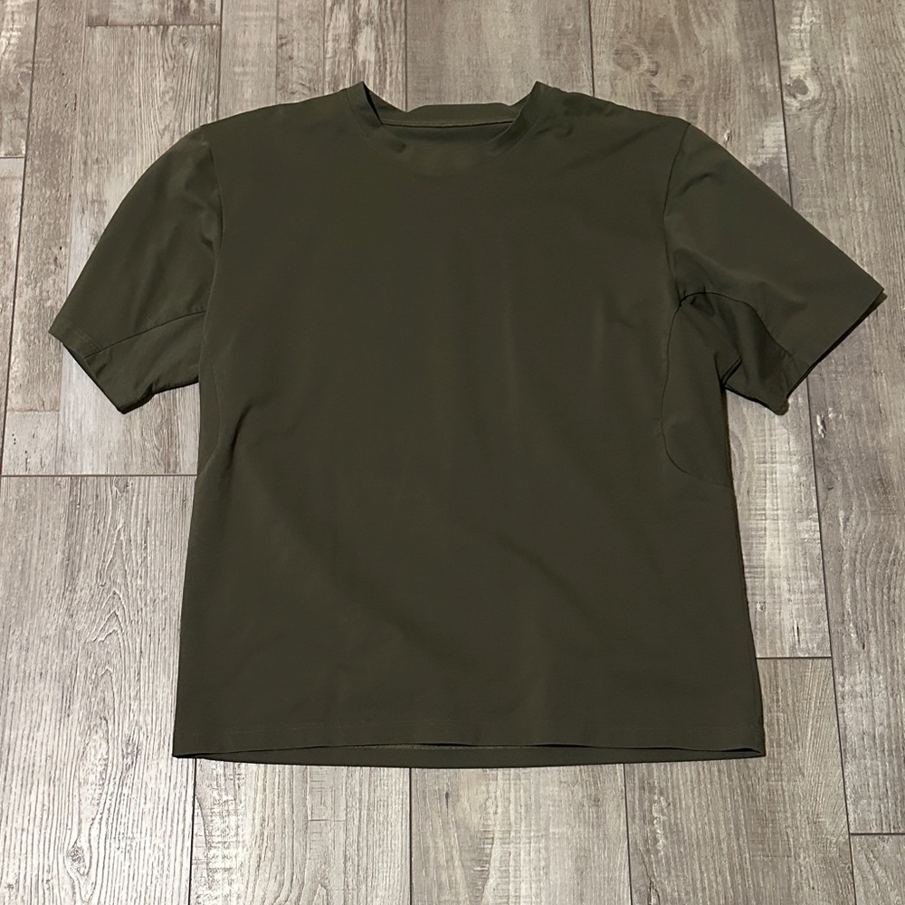 lululemon athletica Dark Green Short Sleeve Tee